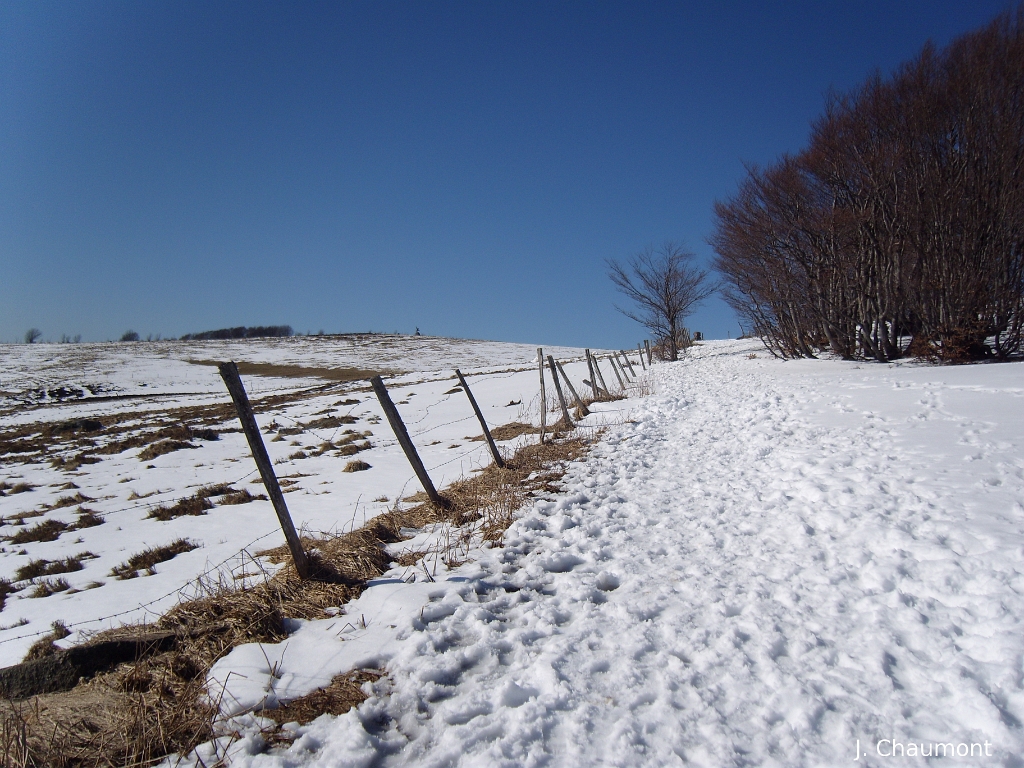 En haut, le sommet de la montagne.JPG